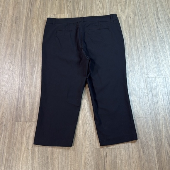 Black Capris - Picture 2 of 3